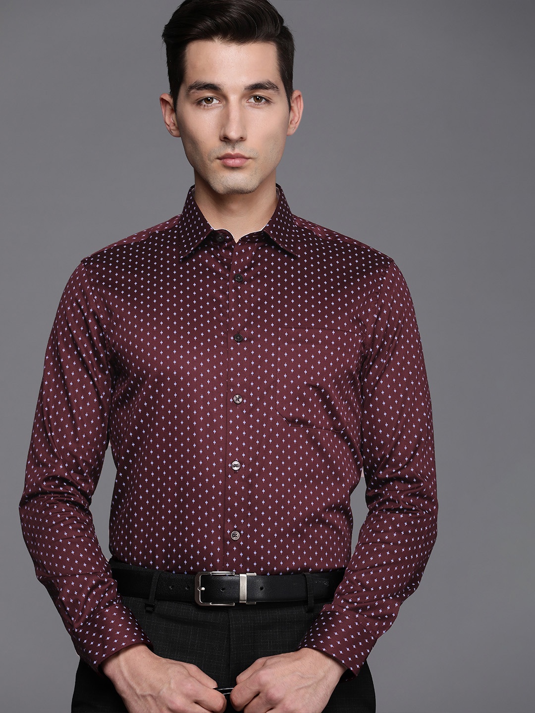 

Louis Philippe Maroon And Blue Geometric Printed Pure Cotton Slim Fit Formal Shirt