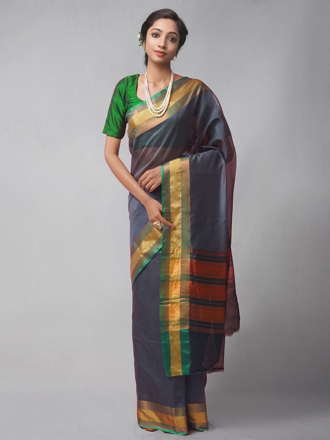 

Unnati Silks Grey & Gold-Toned Woven Design Zari Silk Blend Banarasi Saree