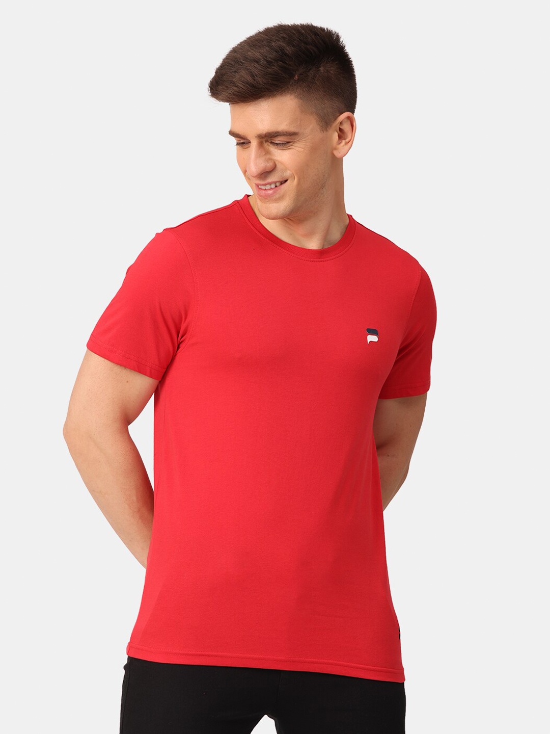 

POLONIUM Men Red & cayenne T-shirt