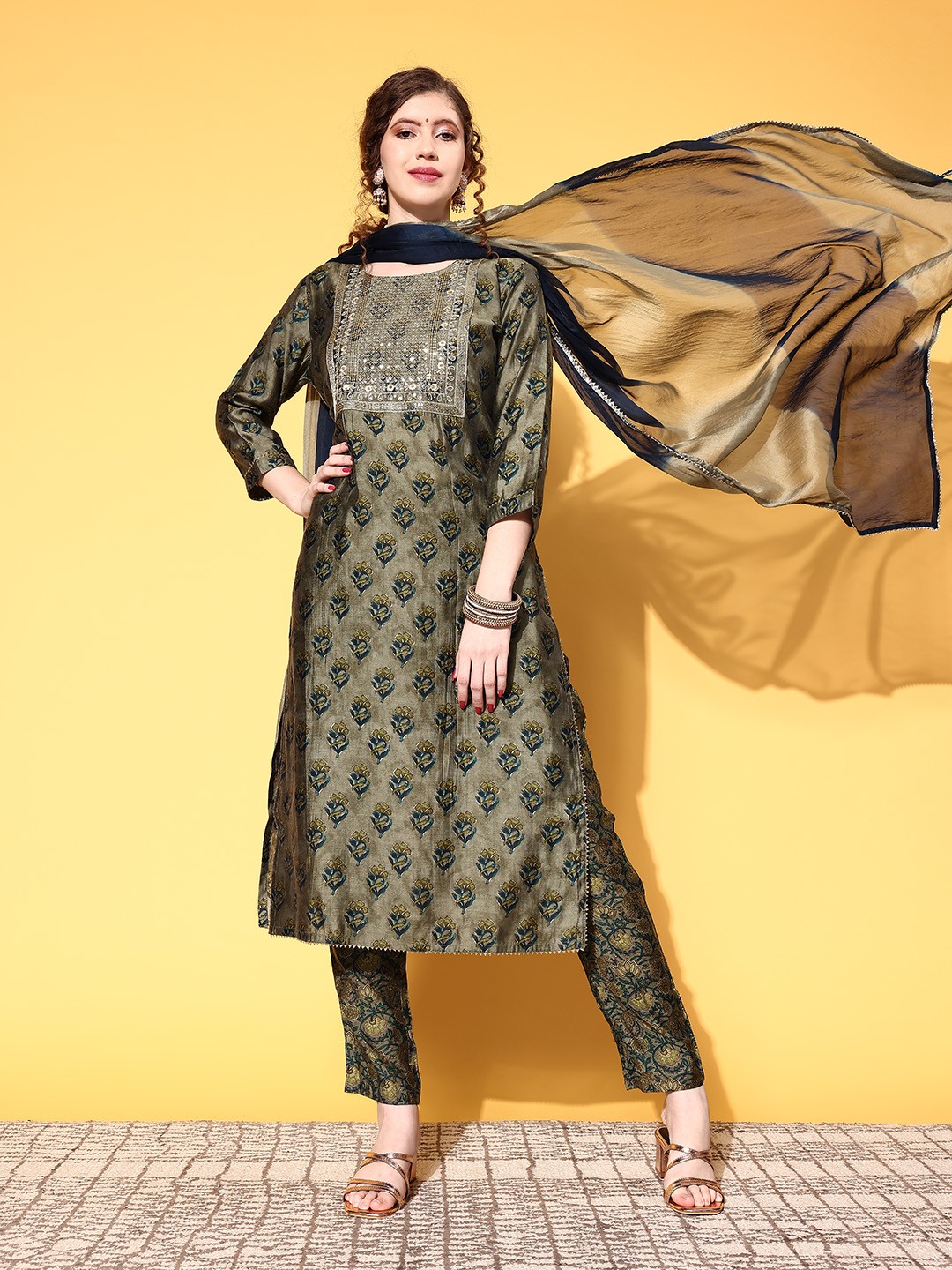

ZOLA Women Ethnic Motifs Polyester Print Parade Kurta Set, Green