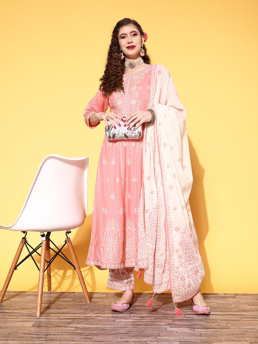 

ZOLA Ethnic Motifs Embroidered Lightweight Kurta Set, Pink