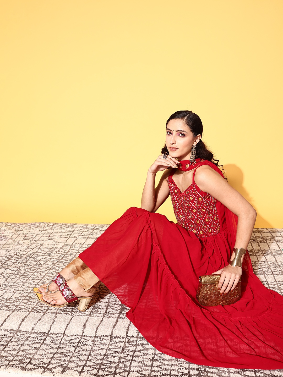 

ZOLA Women Red Georgette Swirling Volume Kurta