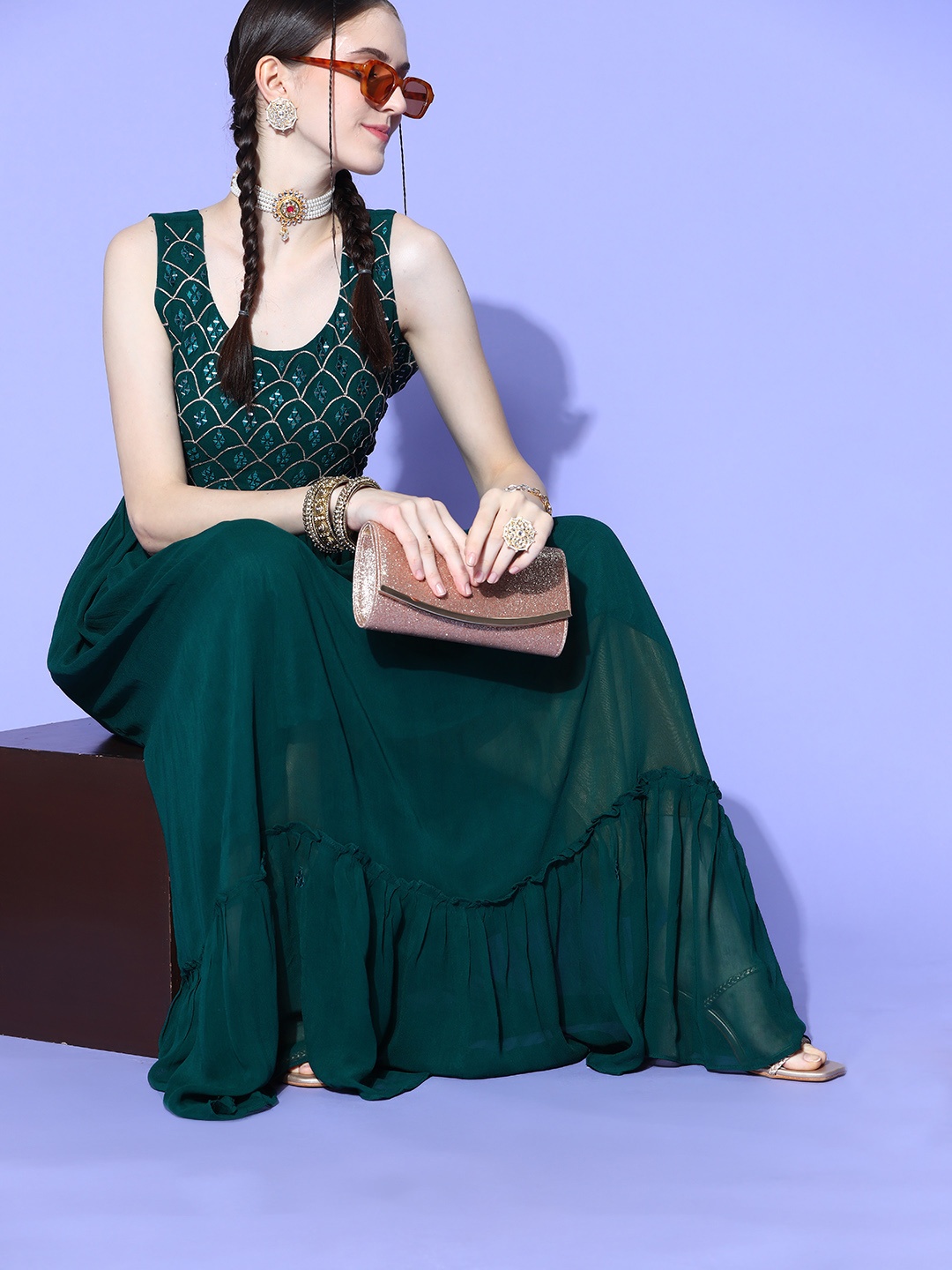 

ZOLA Women Gorgeous Green Georgette Swirling Volume Kurta