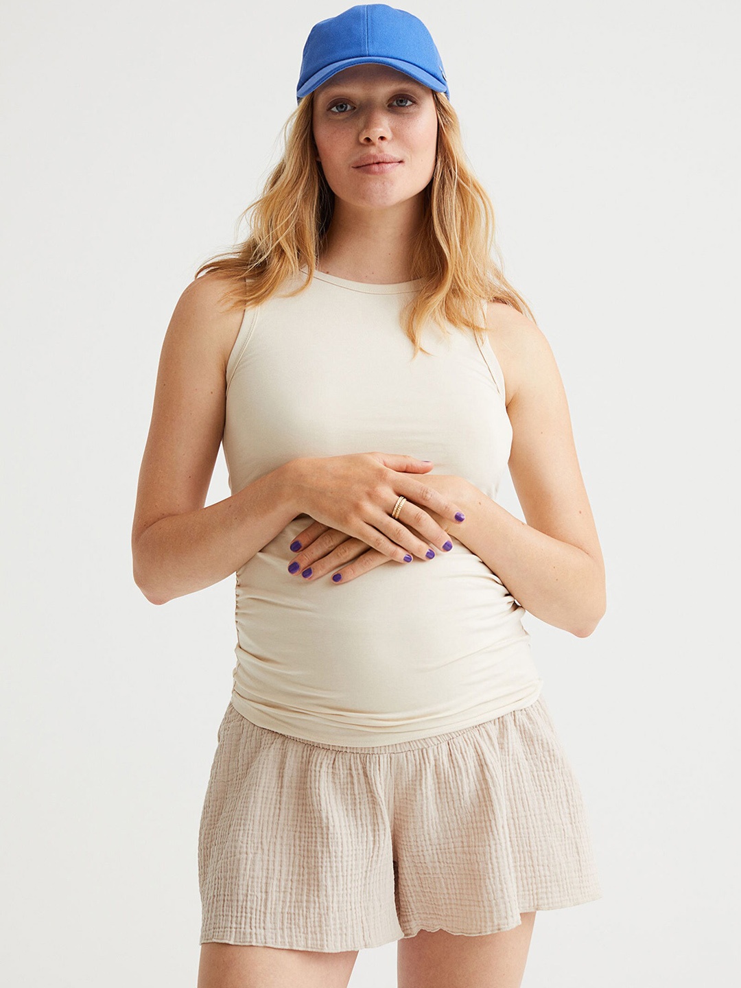 

H&M Women MAMA Beige Double-Weave Pull-on Cotton Shorts