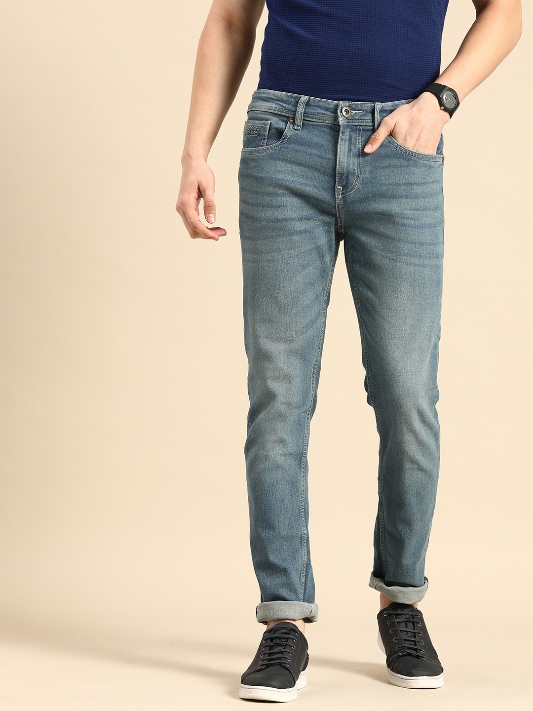 

Being Human Men Blue Light Fade Stretchable Slim Fit Casual Jeans