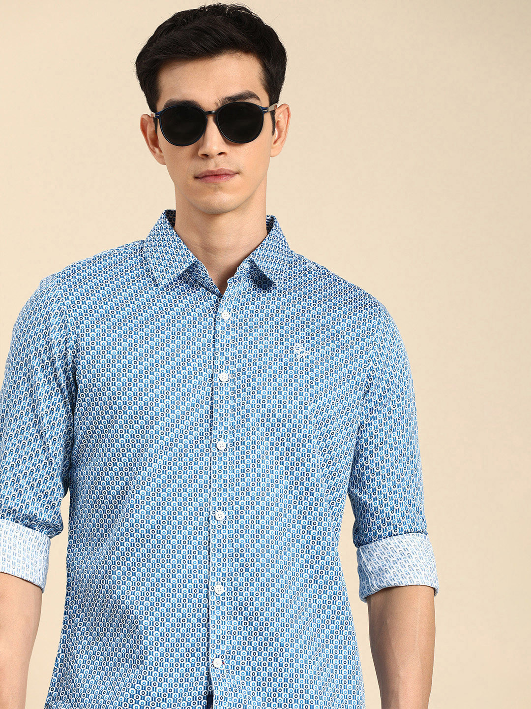 

Being Human Men Blue & White Slim Fit Printed Pure Cotton Casual Shirt