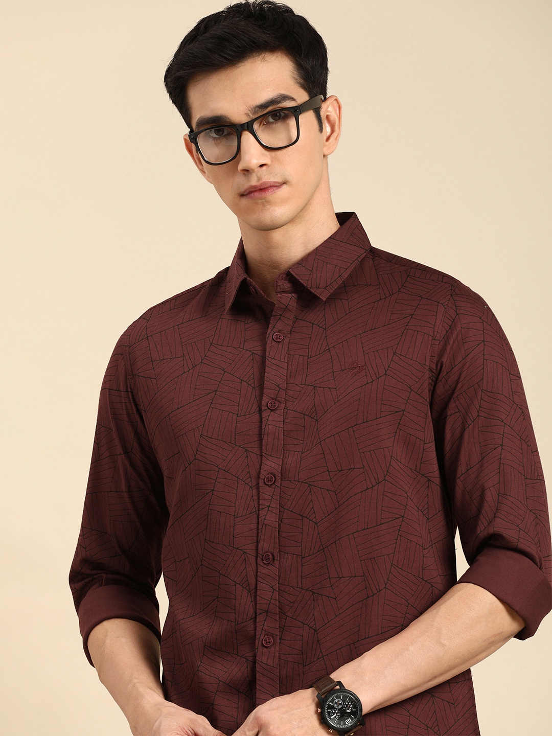 

Being Human Men Maroon Abstract Printed Slim Fit Pure Cotton Casual Shirt