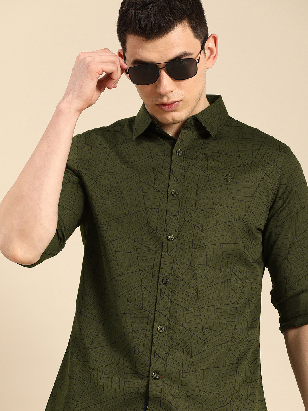 

Being Human Men Olive Green Abstract Print Slim Fit Pure Cotton Casual Shirt