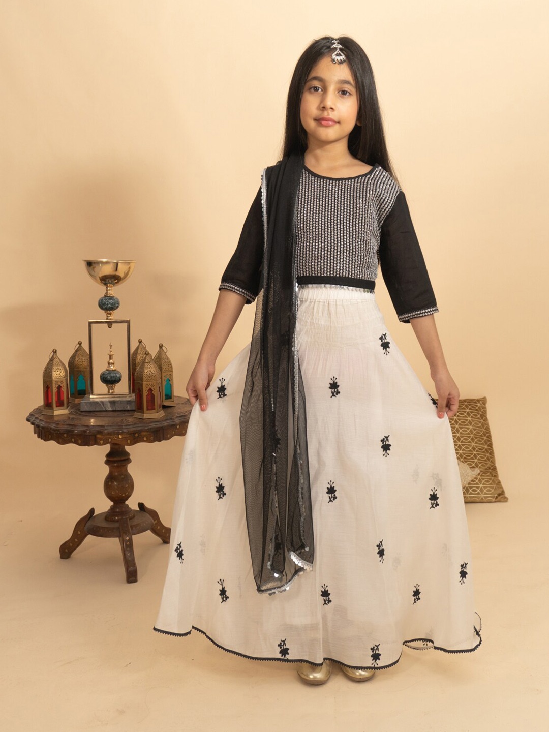 

BANI KIDS Girls Black & White Embroidered Sequinned Ready to Wear Lehenga & Blouse With Dupatta