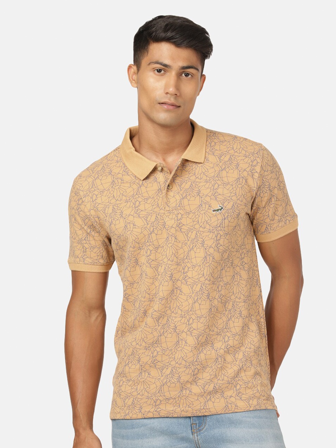 

Crocodile Men Beige Polo Collar Slim Fit T-shirt