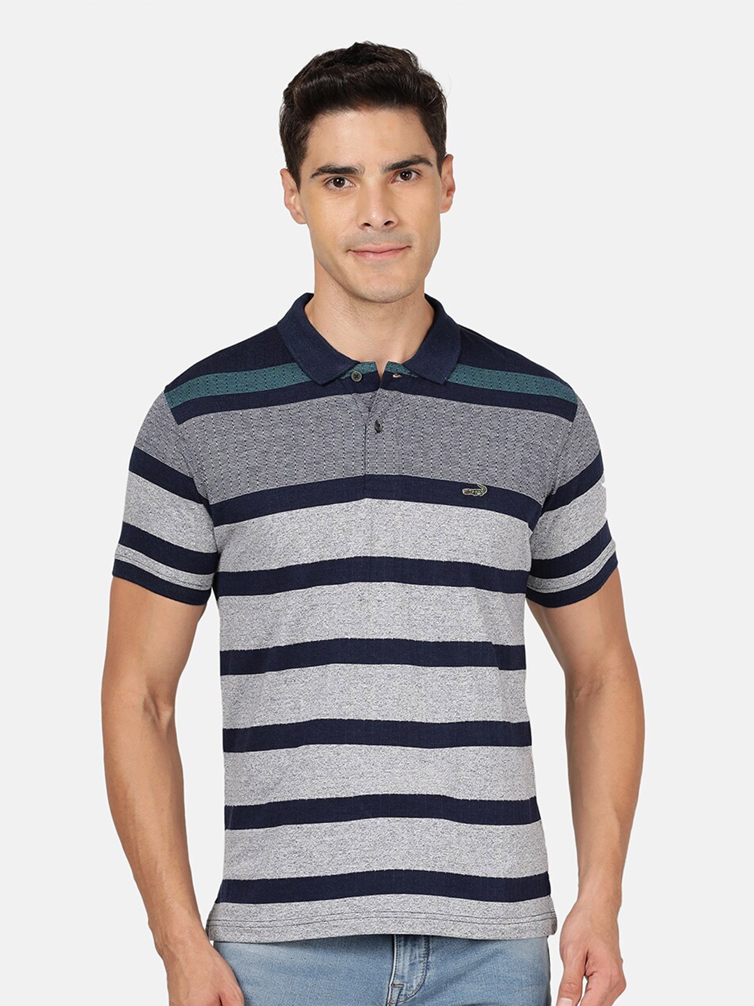 

Crocodile Men Black Striped Polo Collar Applique Slim Fit T-shirt