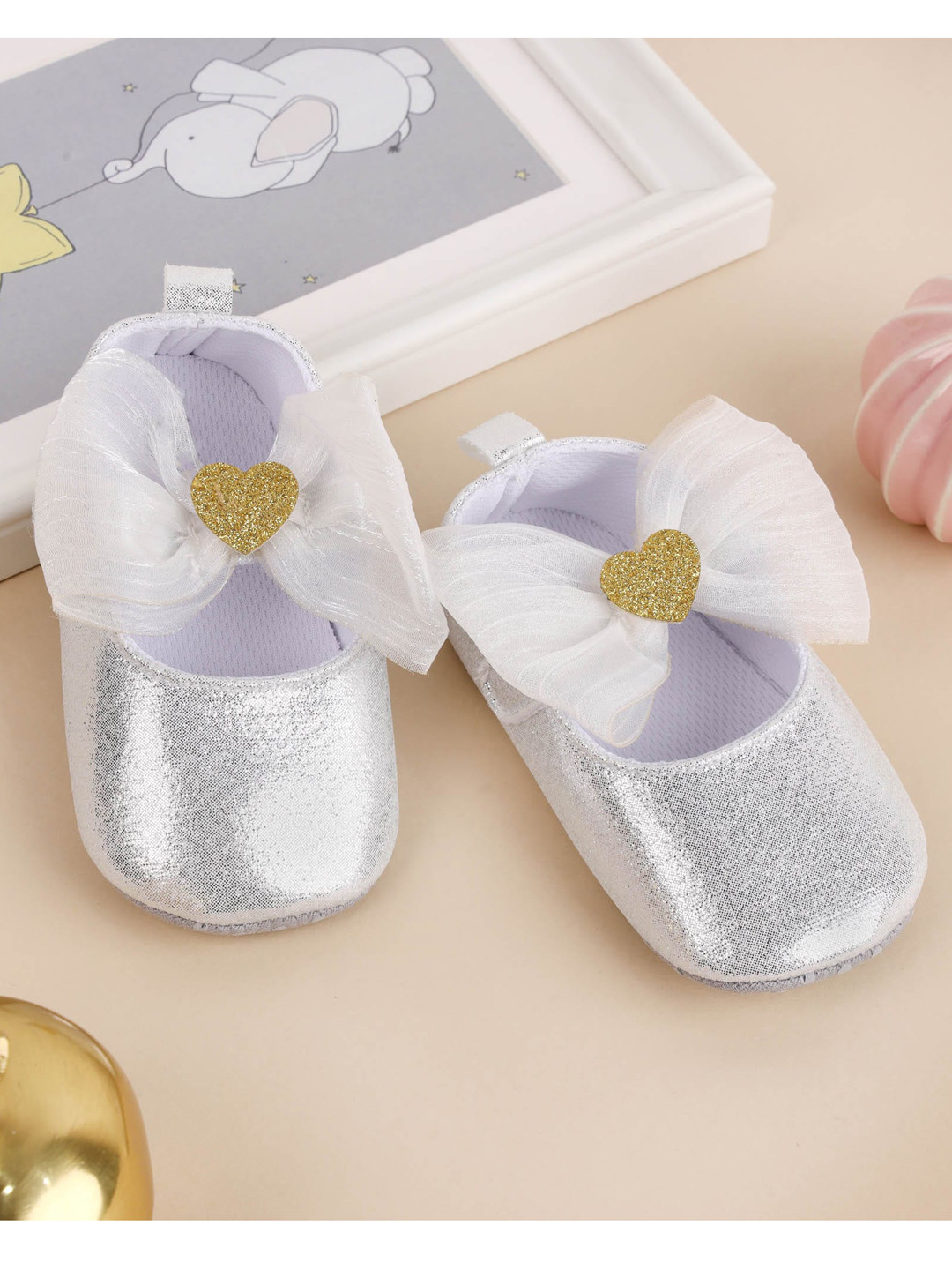 

KICKS & CRAWL Girls Silver & Yellow Bow Booties