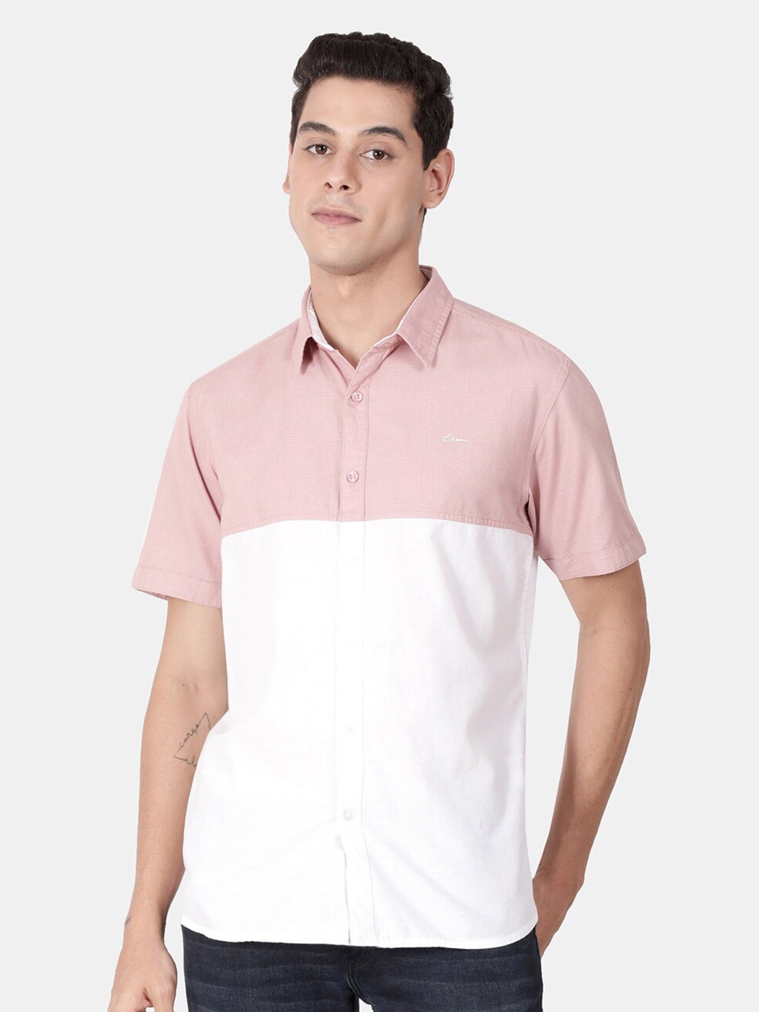 

t-base Men Rose Standard Colourblocked Casual Shirt