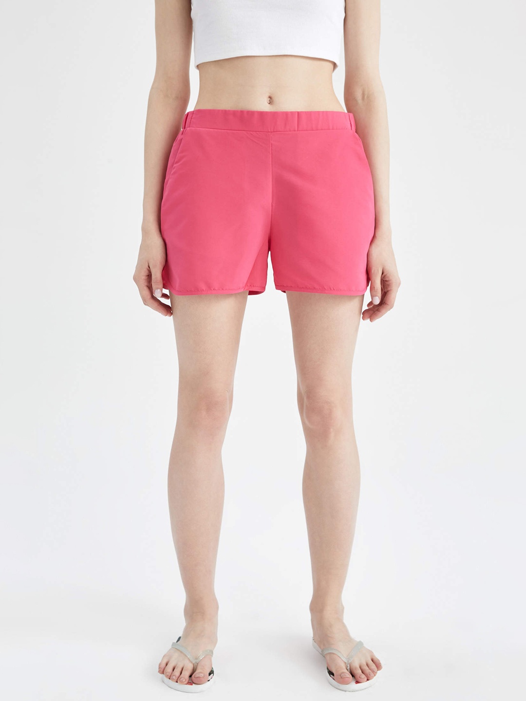 

DeFacto Women Pink Solid Shorts