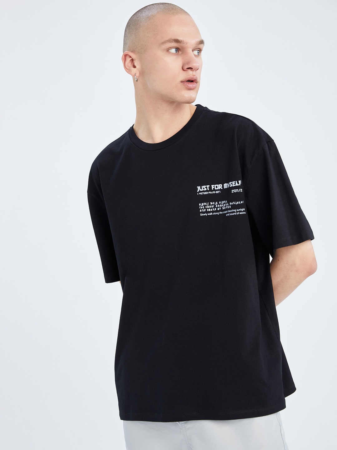 

DeFacto Drop-Shoulder Sleeves Pure Cotton T-shirt, Black