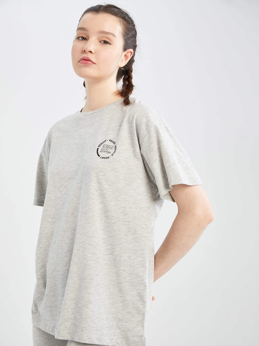 

DeFacto Women Grey Melange Typography Printed Oversize Fit T-shirt