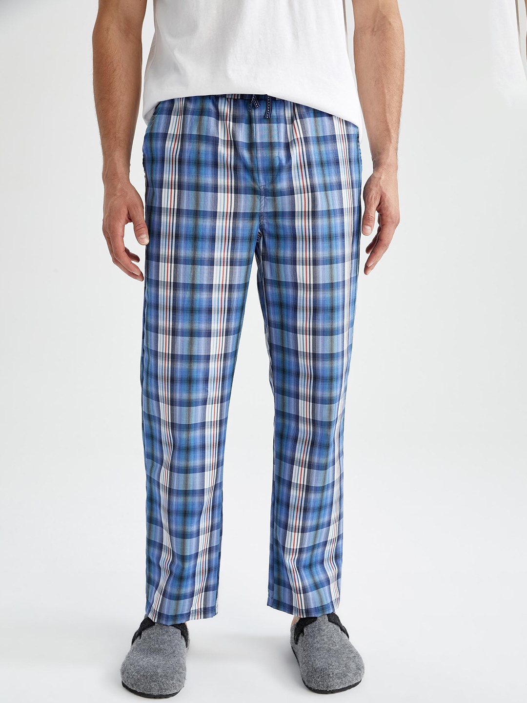 

DeFacto Men Blue & White Checked Lounge Pants