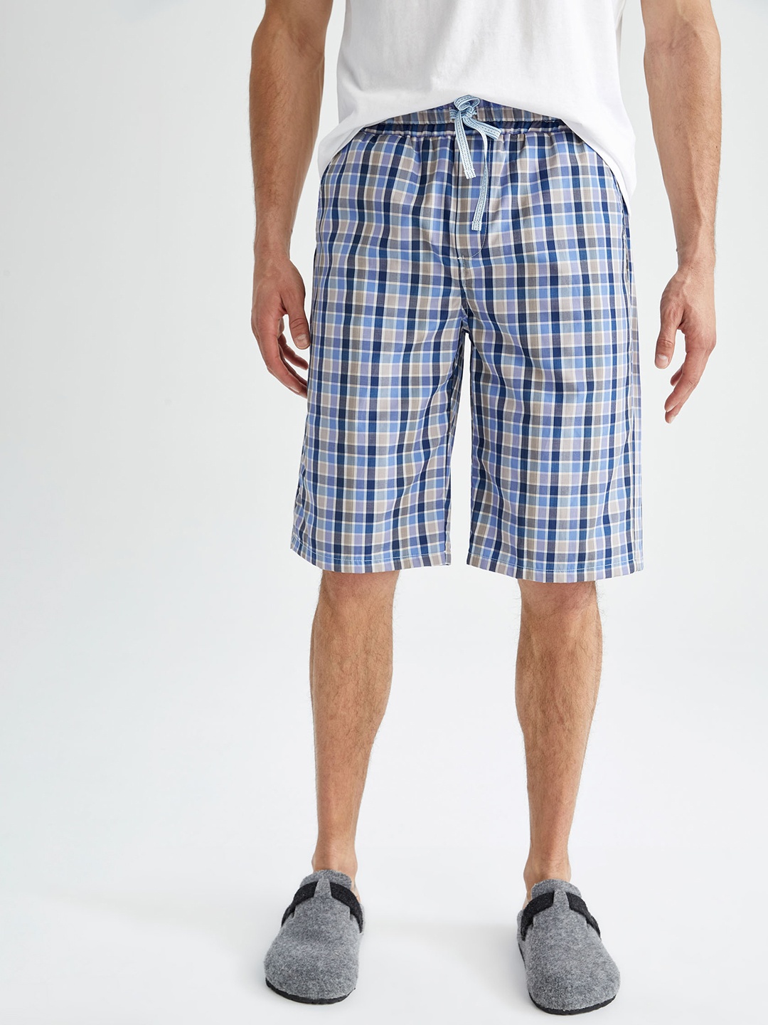 

DeFacto Men Blue & White Checked Boxers