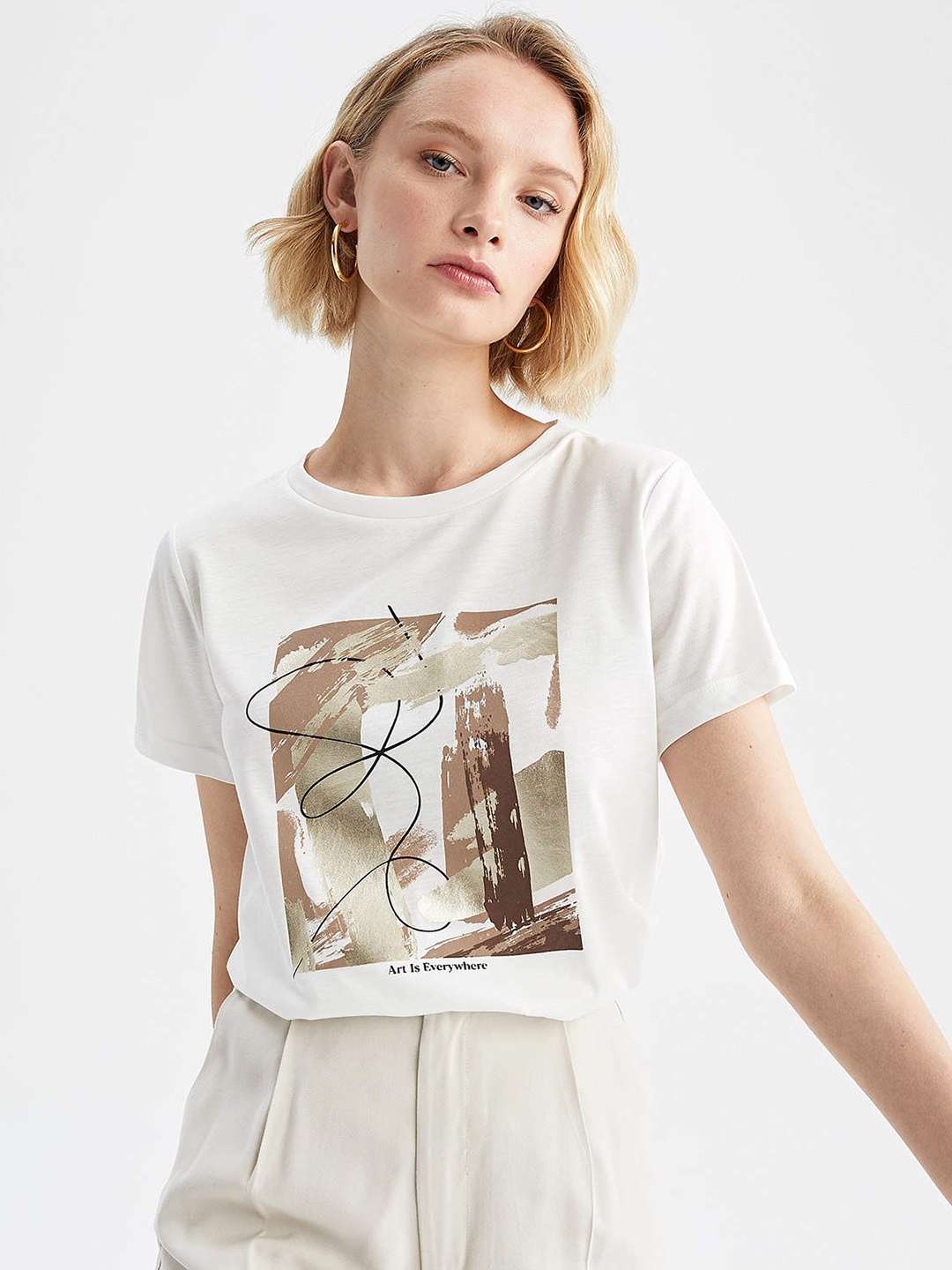 

DeFacto Women White Printed T-shirt
