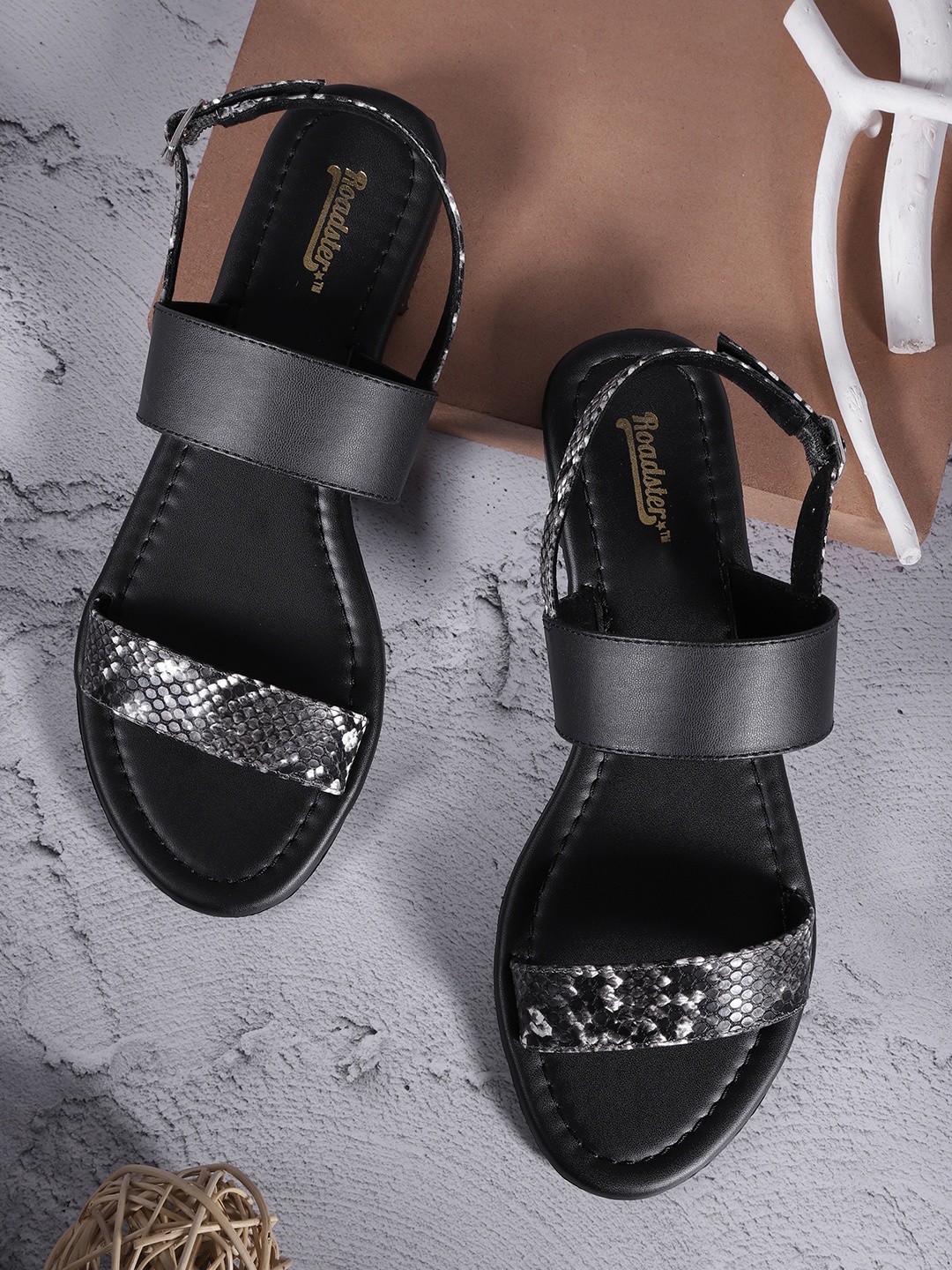 

Roadster Women Snakeskin Print Open Toe Flats, Charcoal