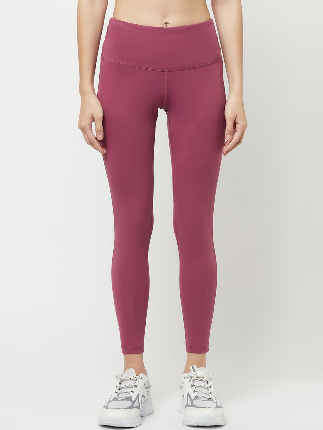 

Truerevo Women Maroon Solid Tights