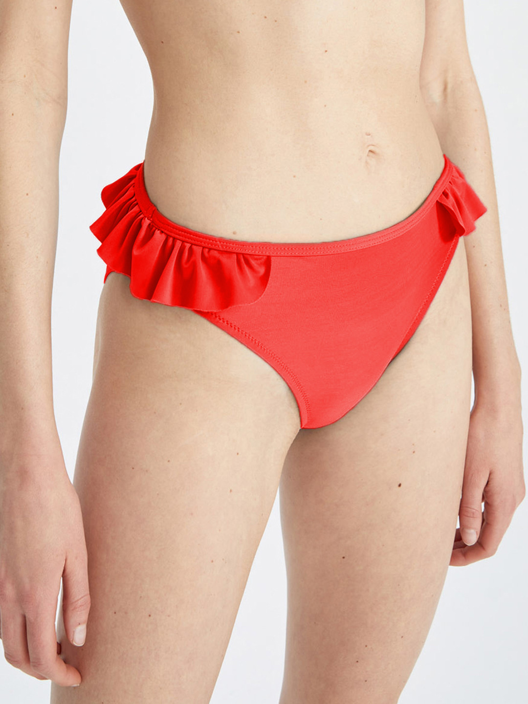 

DeFacto Women Red Solid Ruffled Bikini Bottom X2227AZ-RD117