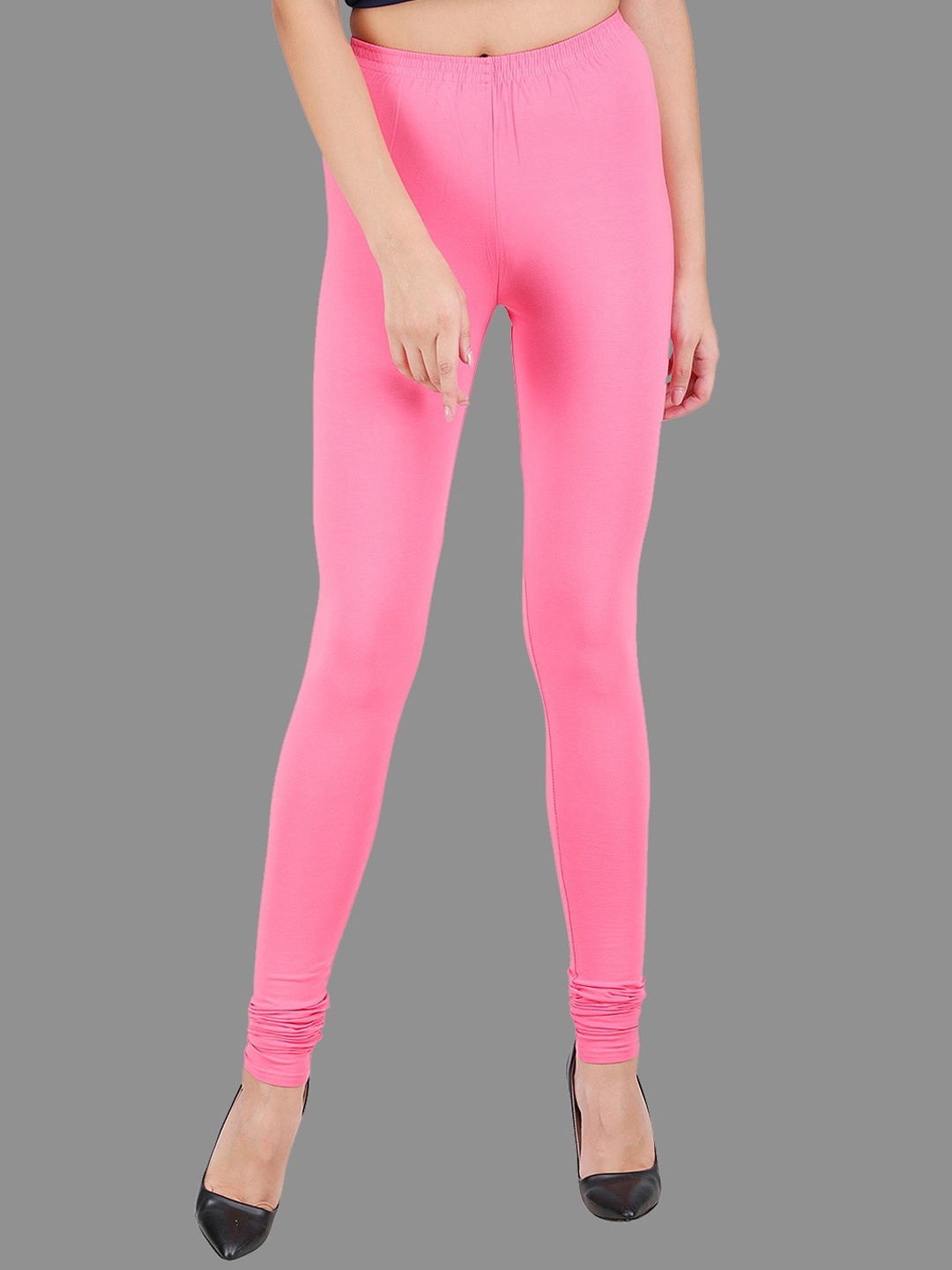 

SPIFFY Women Pink Solid Churidar