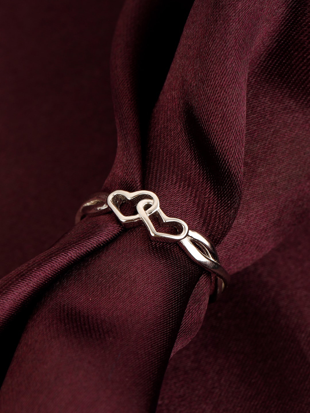 

GIVA 925 Sterling Silver Rhodium Plated Locked-in-Love Adjustable Ring