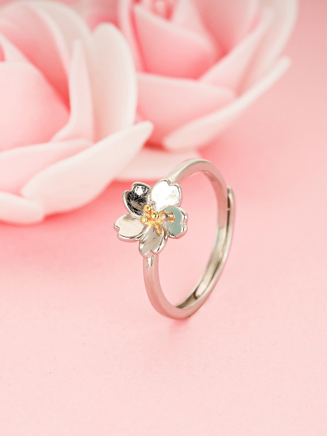 

GIVA Rhodium-Plated Silver-Toned & Design Detailed Finger Ring