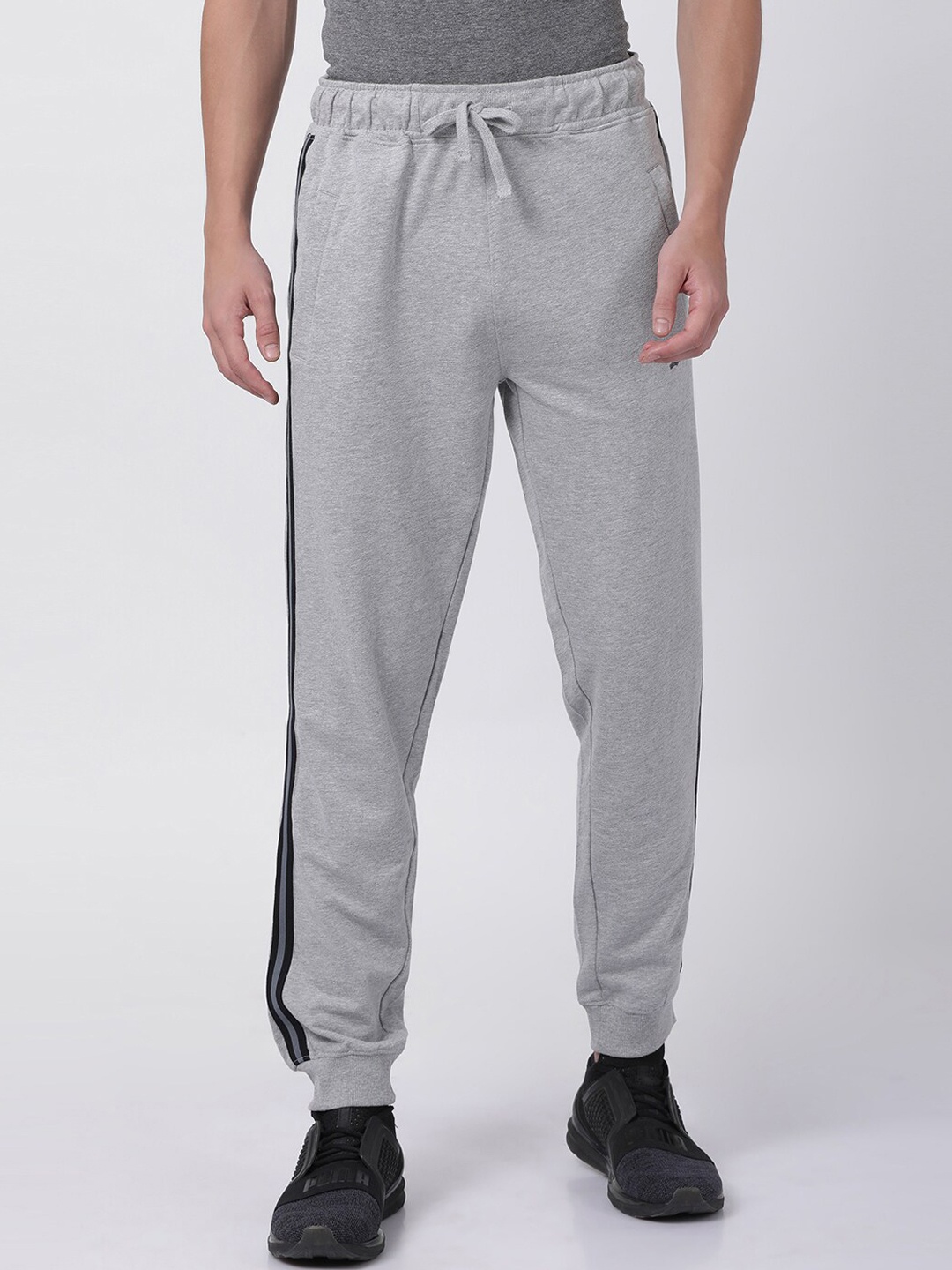 

Crocodile Men Grey-Melange Solid Cotton Slim-Fit Joggers