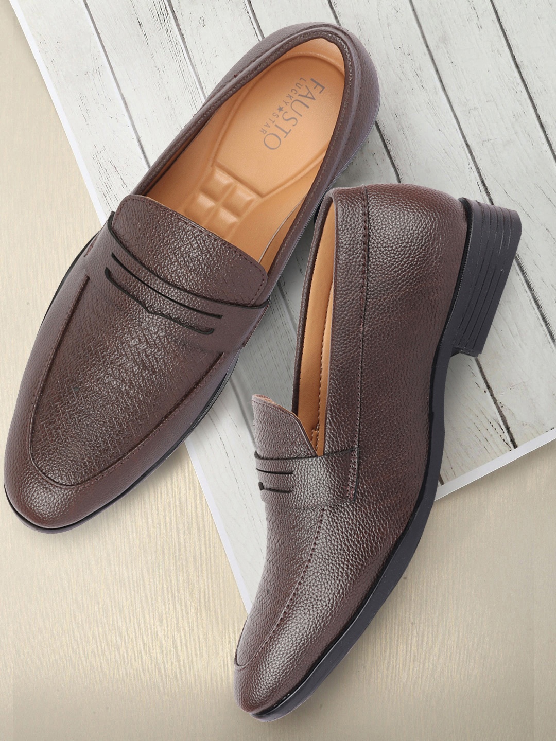 

FAUSTO Men Brown Textured Loafers Formal Shoes
