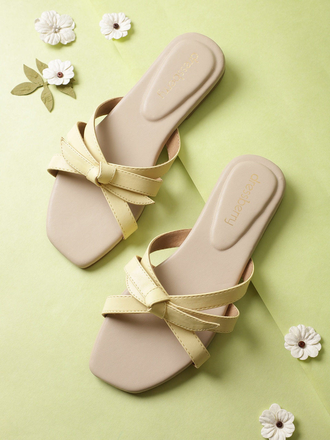 

DressBerry Women Yellow Solid Strappy Open Toe Flats with Knot Detail