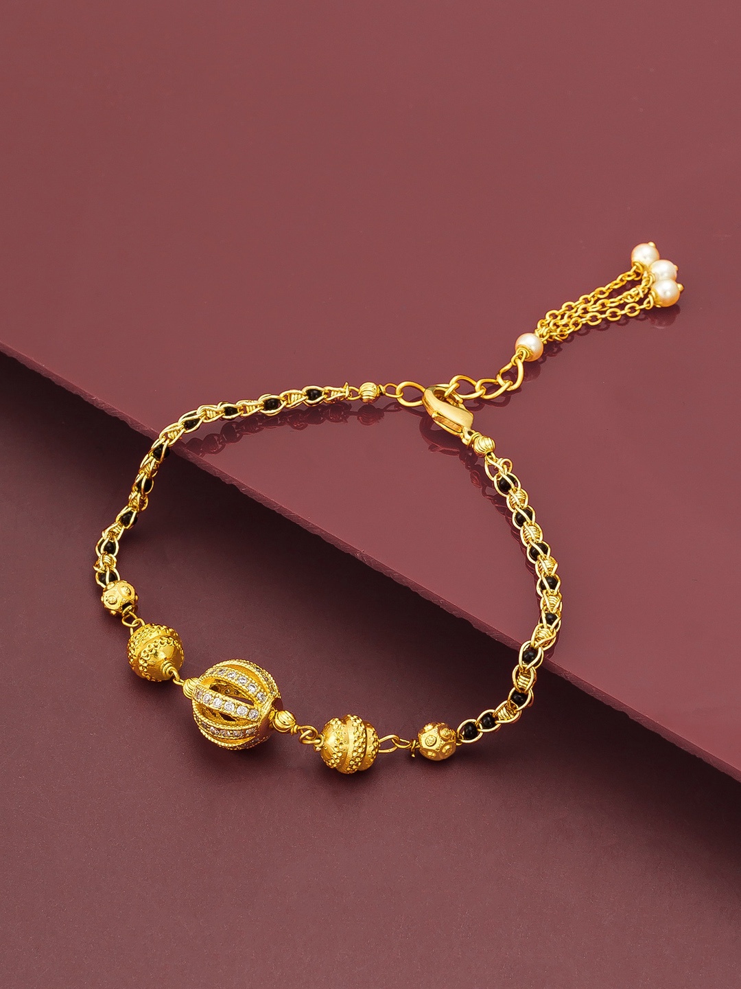 

aadita Women Gold Bracelet
