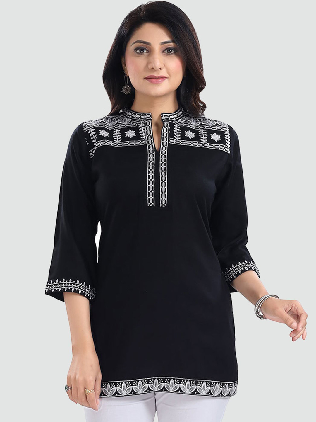 

Saree Swarg Black Tribal Embroidered Thread Work Thread Work Kurti