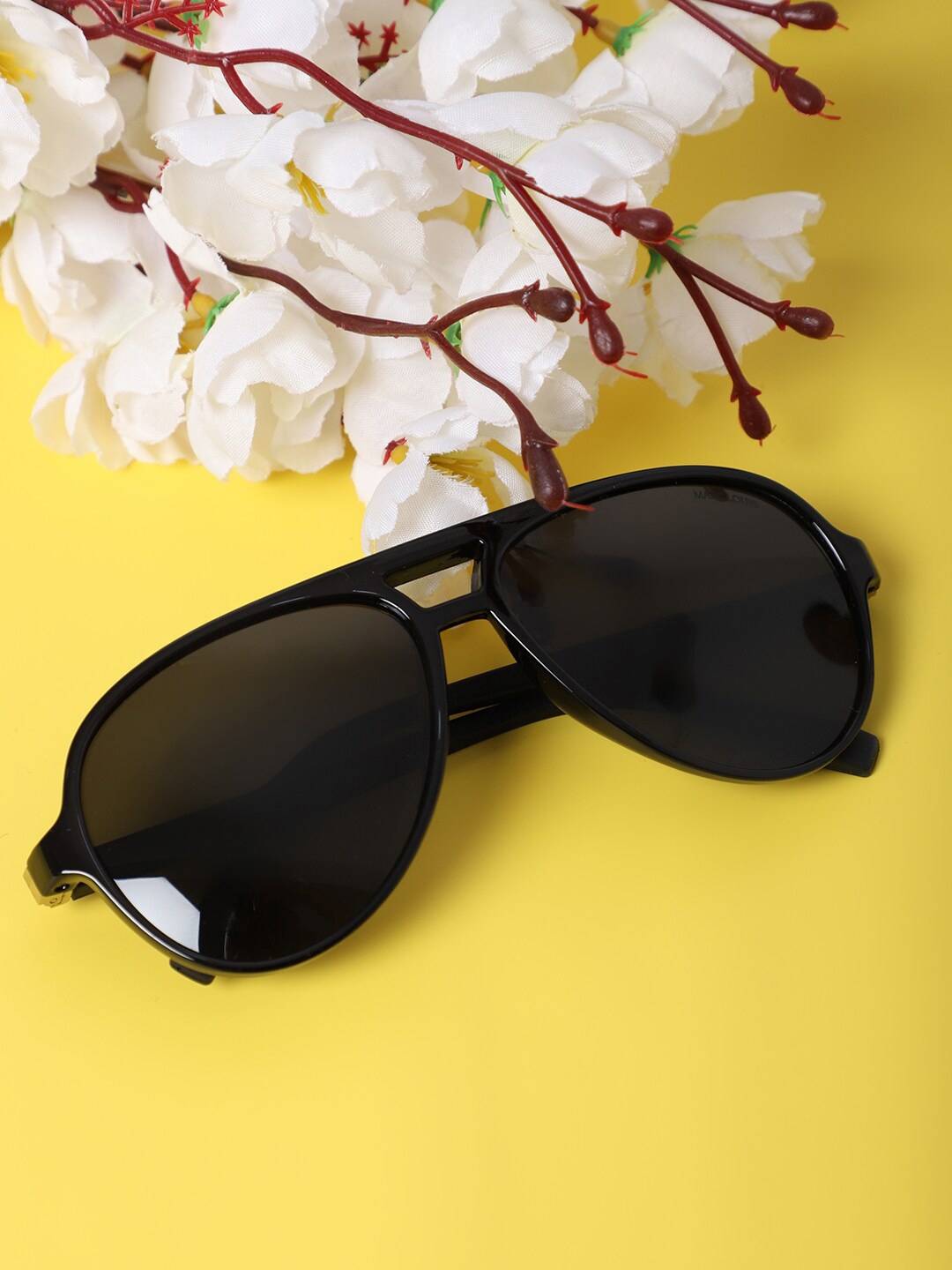 

MARC LOUIS Men Grey Lens & Black Aviator Sunglasses with Polarised Lens