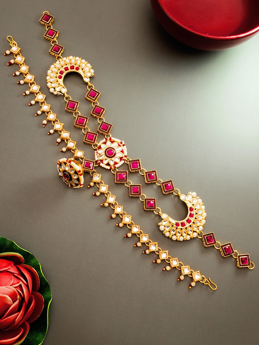 

aadita Gold-Plated Kundan & Pearl Layer Maangtika