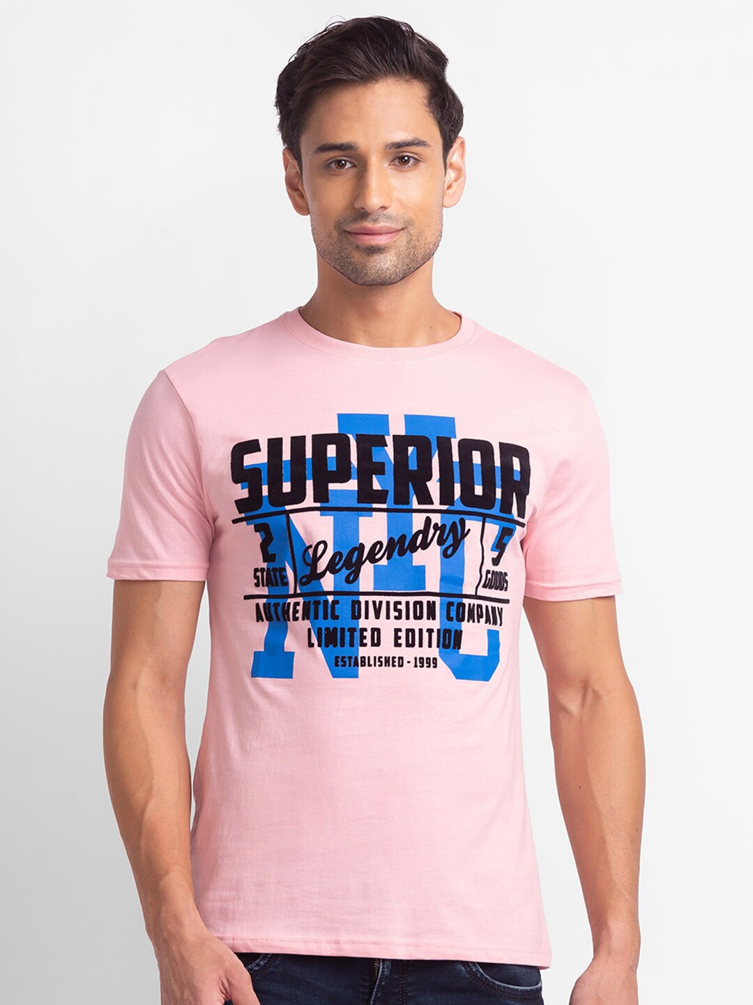 

Globus Men Pink & misty rose Typography Printed Slim Fit T-shirt