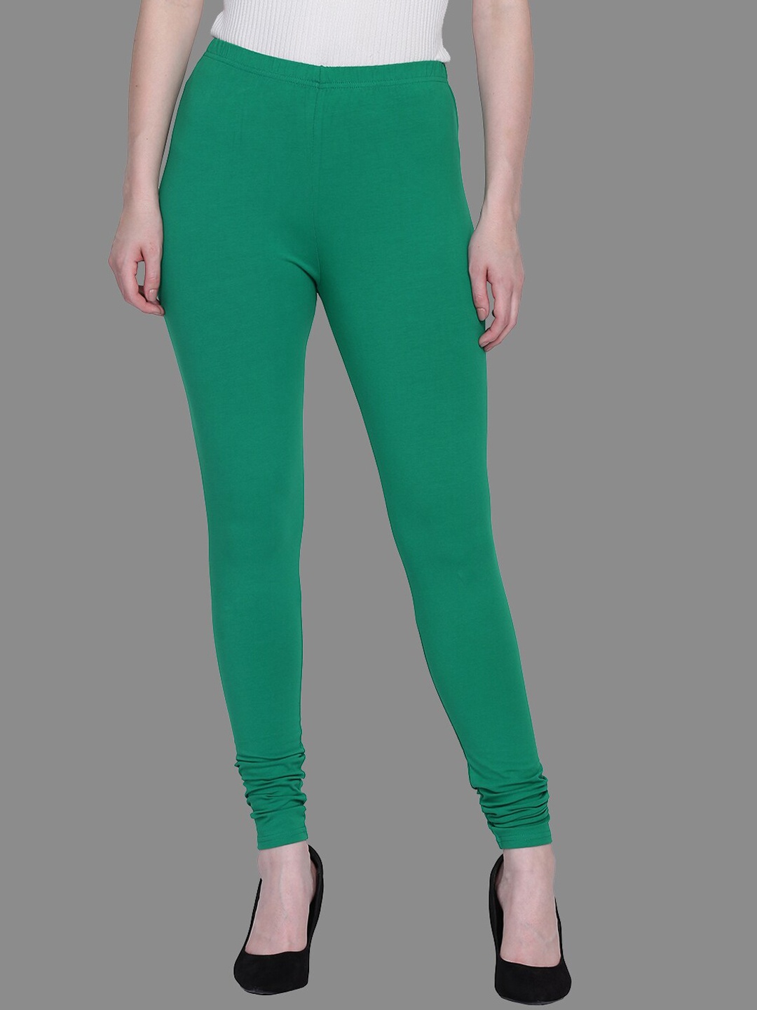 

SPIFFY Women Green Solid Slim-Fit Churidar