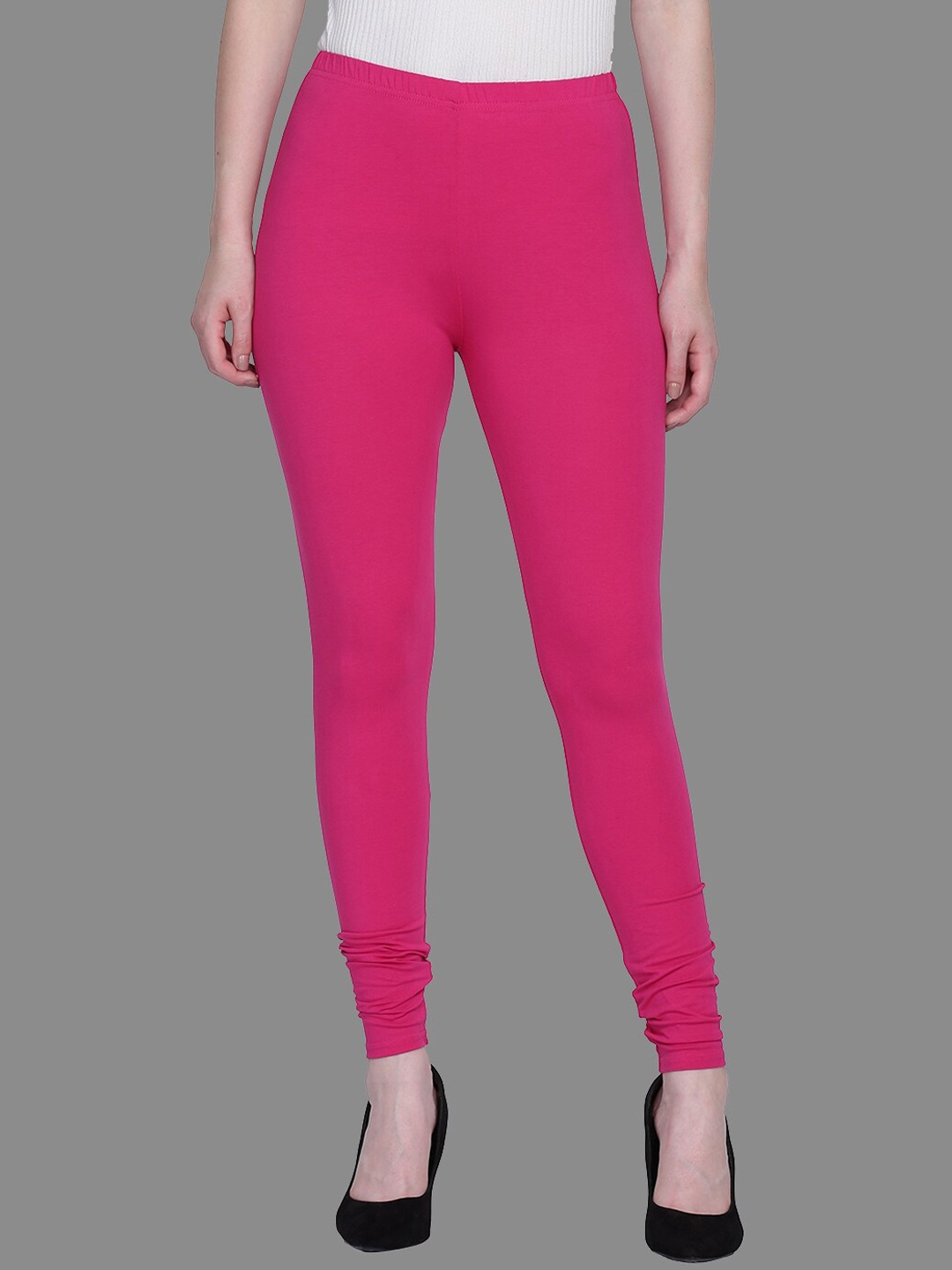 

SPIFFY Women Pink Solid Churidar