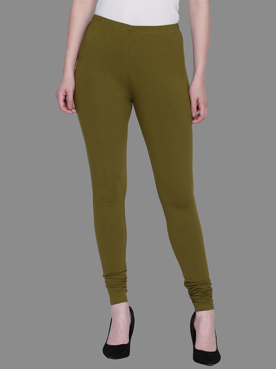 

SPIFFY Women + Size Olive Green Slim Fit Solid Churidar