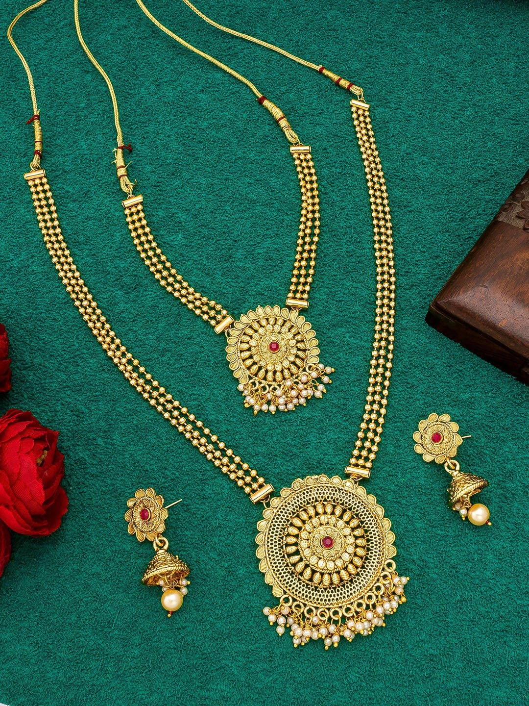 

aadita Gold-Plated Artificial Stone & Beads Studded Jewellery Set