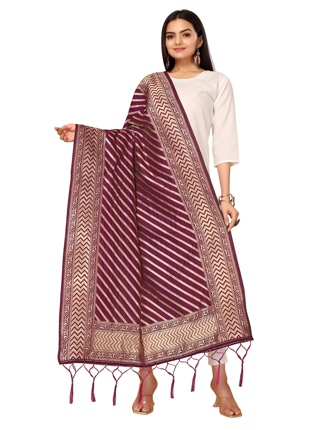 

Nimayaa Purple & Gold-Toned Woven Design Dupatta