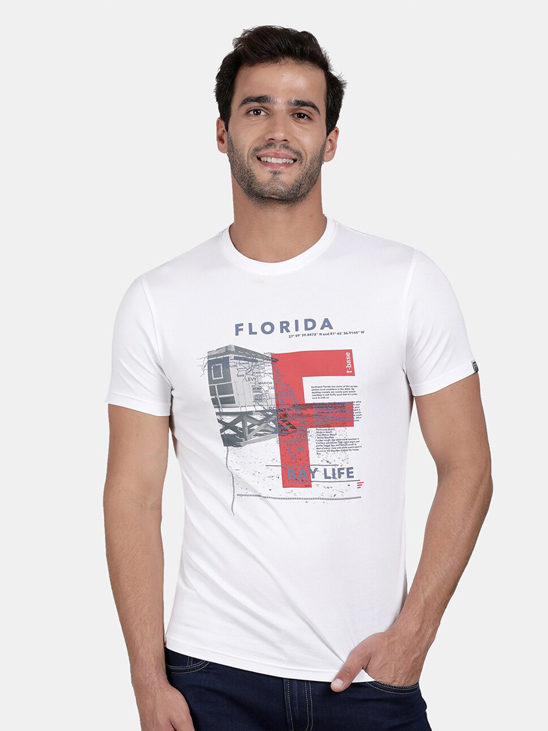 

t-base Men White Printed Applique T-shirt