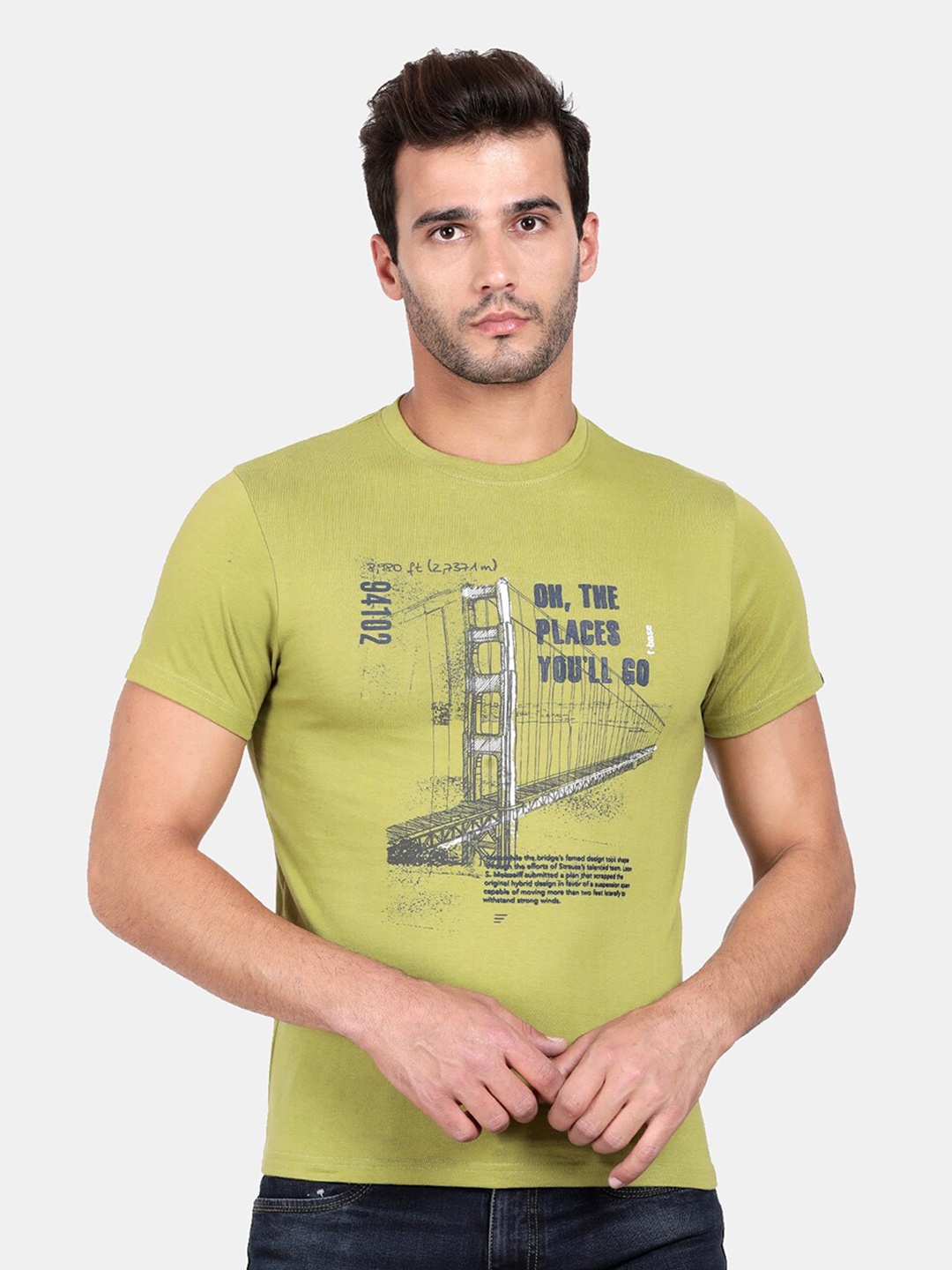 

t-base Men Green Printed Raw Edge T-shirt