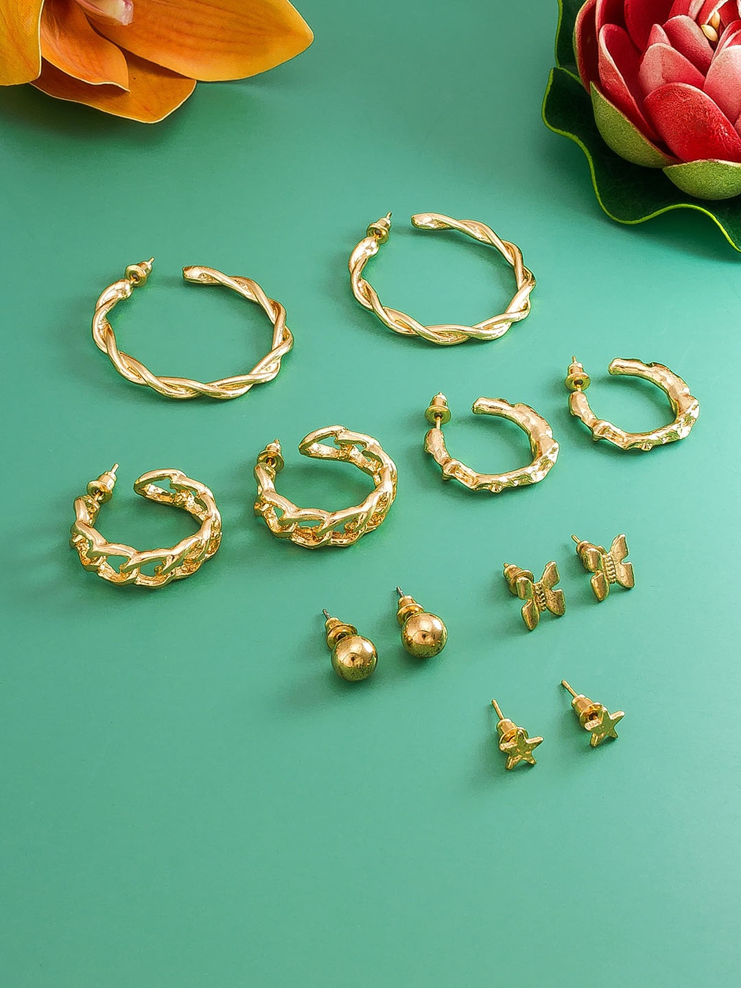 

aadita Gold-Toned Geometric Hoop Earrings