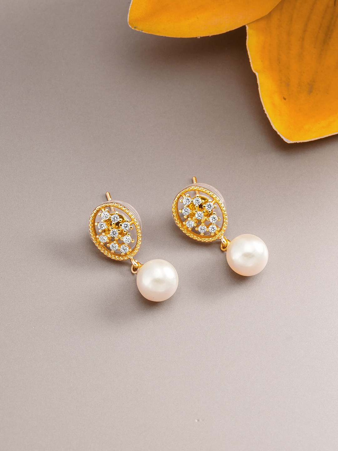 

aadita Gold-Toned Geometric Drop Earrings