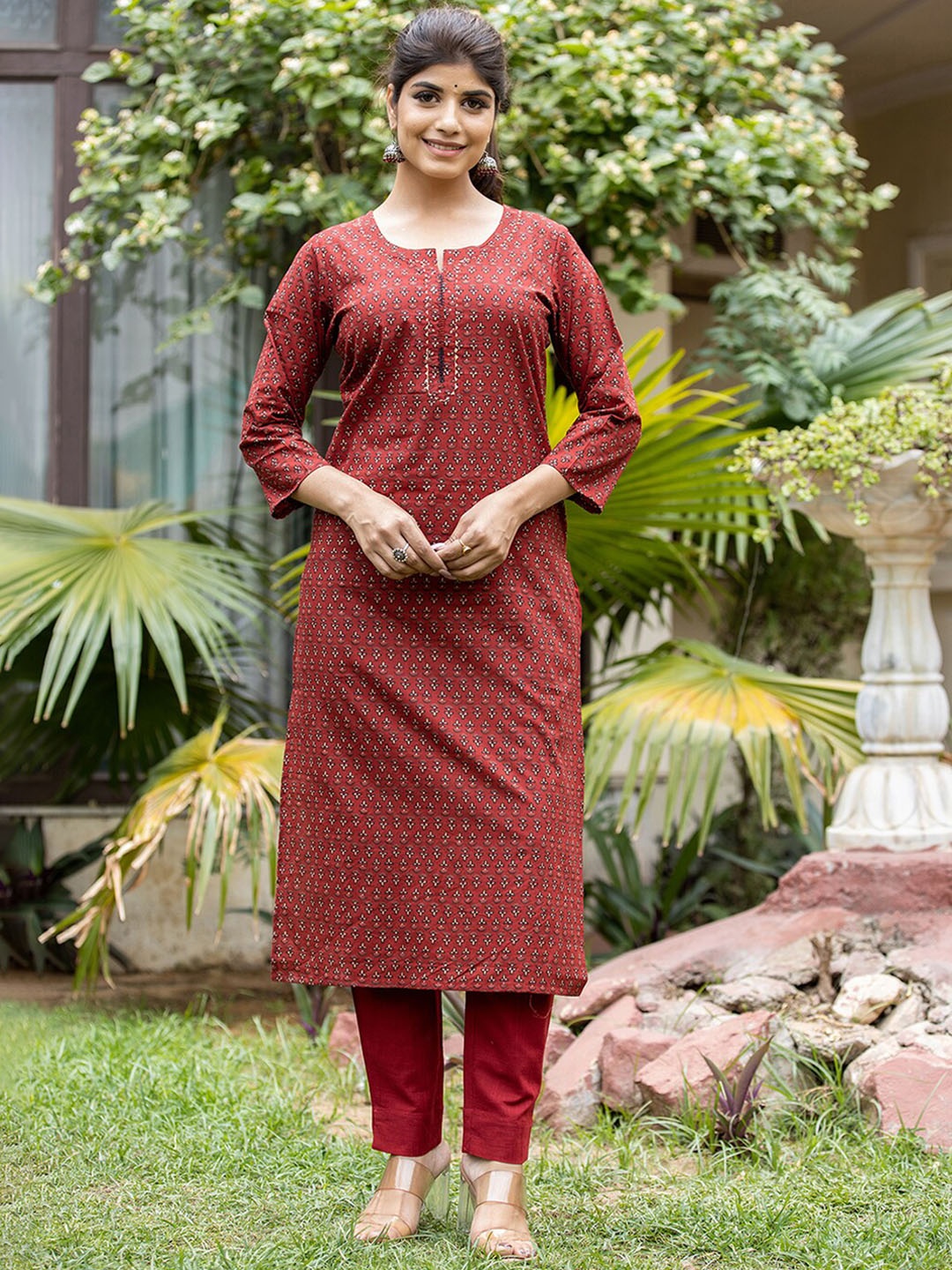 

KAAJH Women Red Ethnic Motifs Printed Thread Work Pure Cotton Kurta with Trousers & With Dupatta