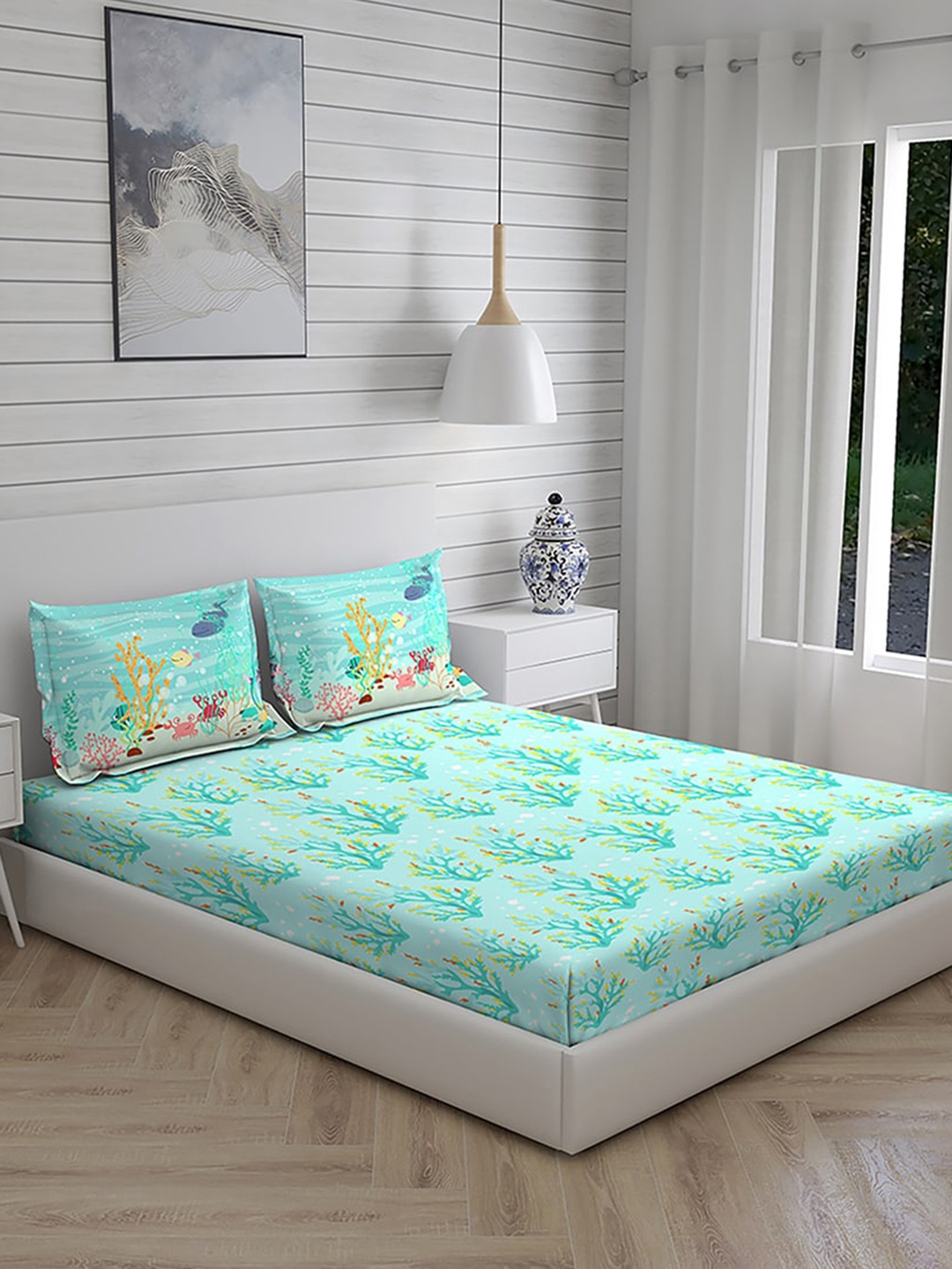

Boutique Living India Unisex Blue Floral 700 GSM King Pure Cotton 146TC Bedsheet