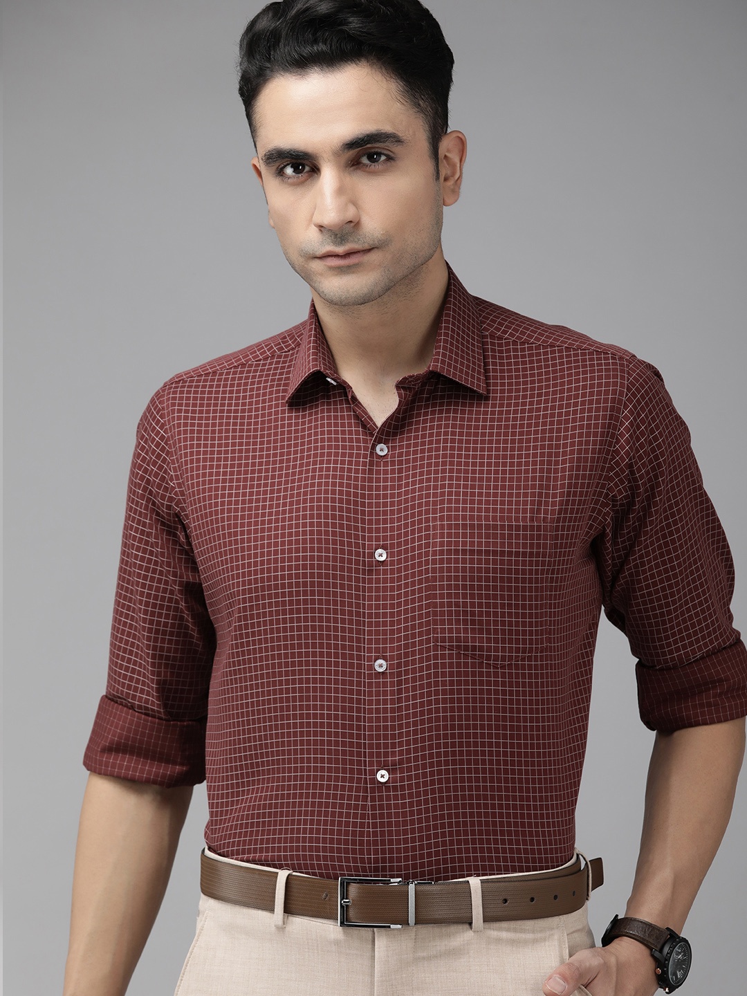 

Van Heusen Men Brown Windowpane Checked Custom Fit Pure Cotton Formal Shirt