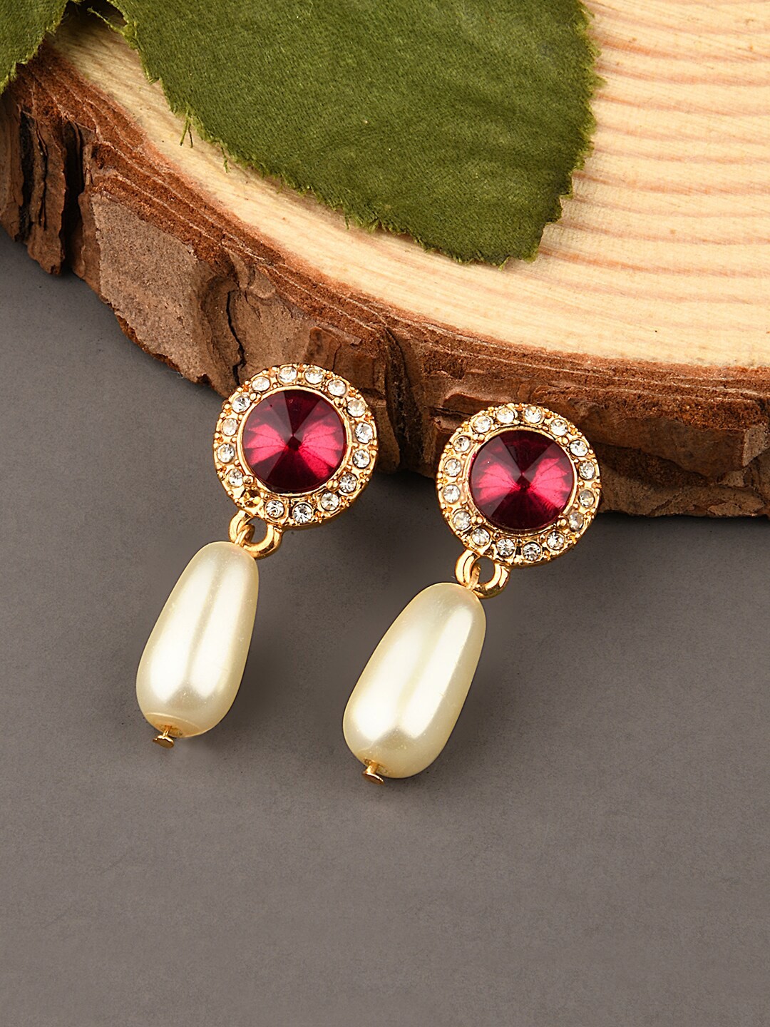 

Accessorize London Women Magenta Pearl Short Drop Earring, Pink